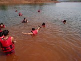 rtCampers floating in Koyna backwaters