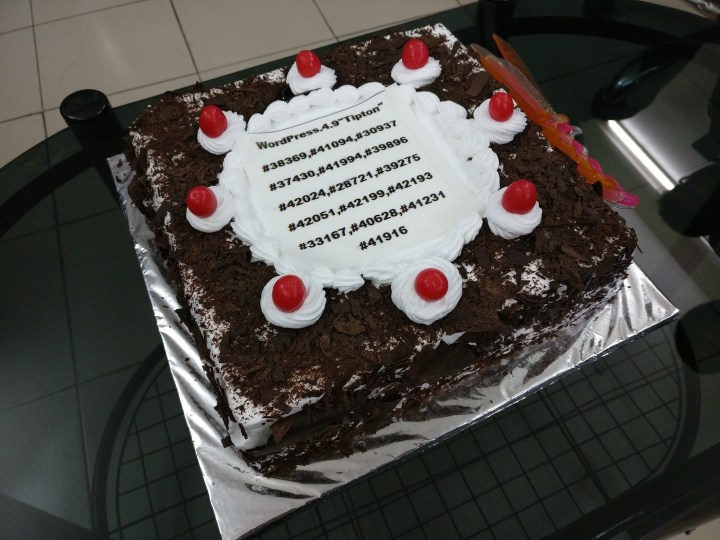 Picture of WordPress 4.9 release cake rtCamp